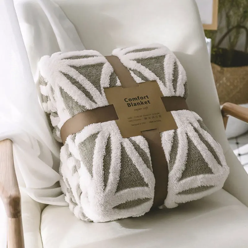Autumn Winter Fleece Blanket Three-dimensional Brushed Jacquard Air-conditioning Flannel Quilt Single Office Nap Blanket Thick
Autumn Winter Fleece Blanket Three-dimensional Brushed Jacquard Air-conditioning Flannel Quilt Single Office Nap Blanket Thick