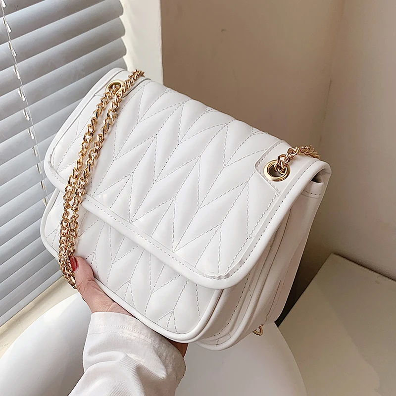 2021 New Woman Shoulder Bag High Quality PU Chain Diagonal Small Bag Luxury Designer Handbag Underarm Bag 2021 Summer Female Bag
2021 New Woman Shoulder Bag High Quality PU Chain Diagonal Small Bag Luxury Designer Handbag Underarm Bag 2021 Summer Female Bag