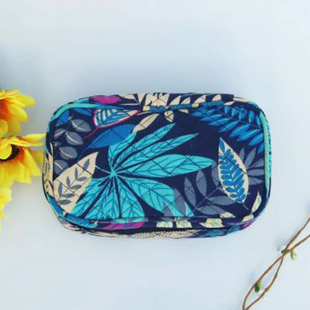 1PC Essential Oil Carrying Cases Box 10-Slot Essential Holder Travel Bag For Oils 5m~15ml Bottle Organizer travel portable
1PC Essential Oil Carrying Cases Box 10-Slot Essential Holder Travel Bag For Oils 5m~15ml Bottle Organizer travel portable