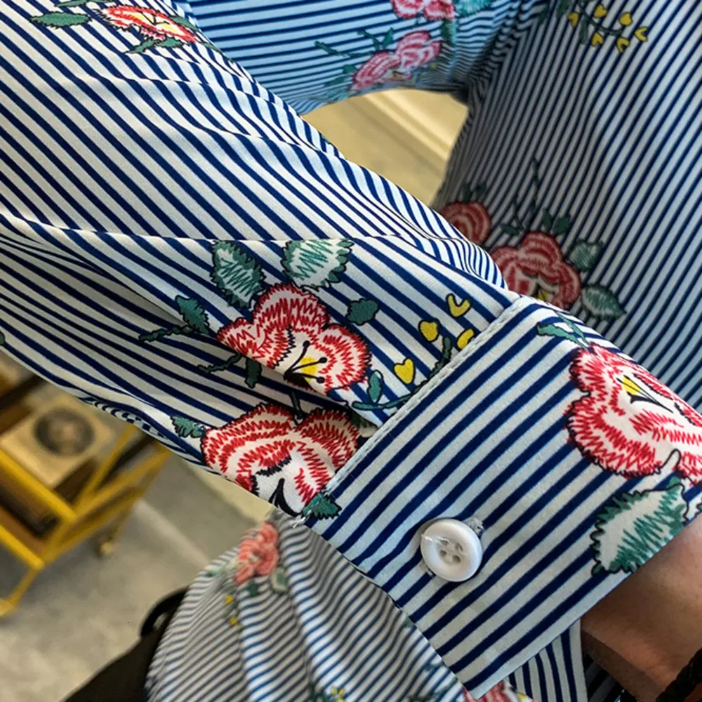 Men Striped Flower Shirt Long Sleeve Casual Shirts Mens Business Dress Shirts Turn-down Collar Shirt Chemise Homme
Men Striped Flower Shirt Long Sleeve Casual Shirts Mens Business Dress Shirts Turn-down Collar Shirt Chemise Homme