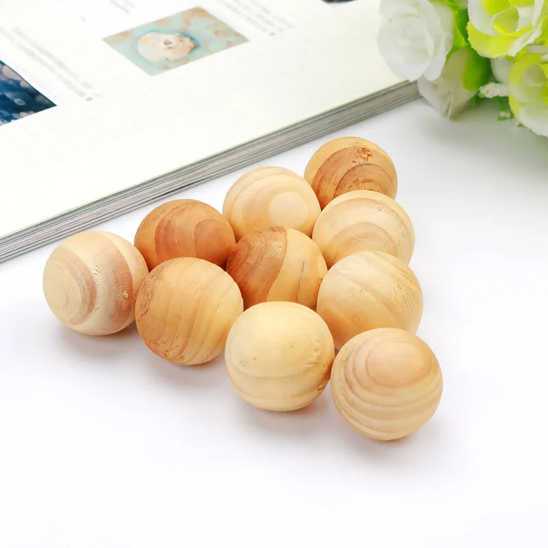 New 5pcs/bag Wardrobe Pest Control Wooden Mothballs Moth Repellent Prevent Mildew Moisture Proof Deworming Fragrant Wood Ball
New 5pcs/bag Wardrobe Pest Control Wooden Mothballs Moth Repellent Prevent Mildew Moisture Proof Deworming Fragrant Wood Ball