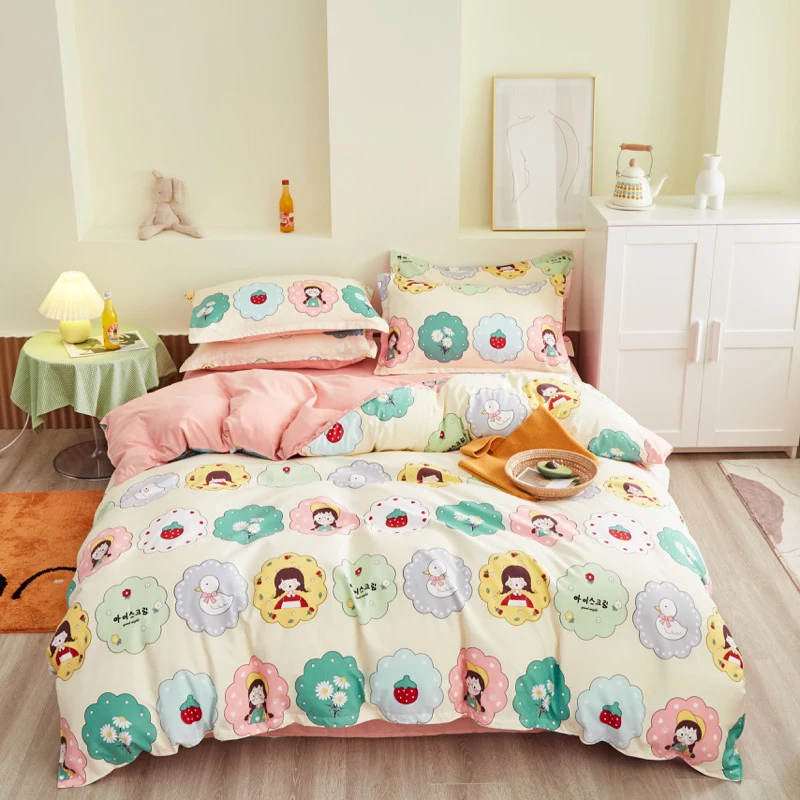 Soft King ,Twin ,Full Size,1 Duvet Cover ,2 Pillow Shams And 1 Bed Sheet Queen ,Bedding Set 4 In 1
Soft King ,Twin ,Full Size,1 Duvet Cover ,2 Pillow Shams And 1 Bed Sheet Queen ,Bedding Set 4 In 1