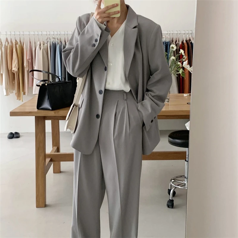 Casual Women 2 Piece Blazer Set Solid Long Sleeve Loose Suits High Waist Wide Leg Pants Cozy High Quality Women Suits OL
Casual Women 2 Piece Blazer Set Solid Long Sleeve Loose Suits High Waist Wide Leg Pants Cozy High Quality Women Suits OL