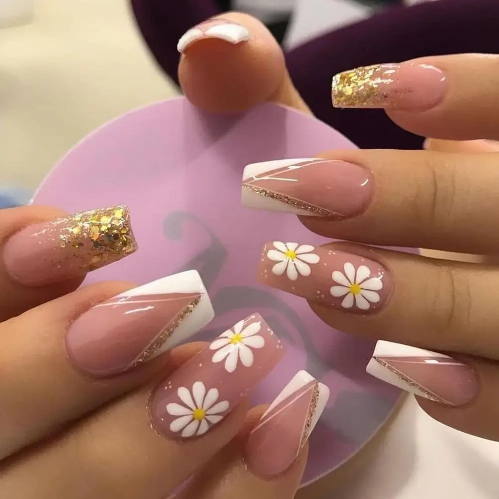 24pcs French Gold Foil Glitter Daisy Flower False Nails Long Coffin Ballerina Wearable Artificial Fake Nails Full Cover Manicure
24pcs French Gold Foil Glitter Daisy Flower False Nails Long Coffin Ballerina Wearable Artificial Fake Nails Full Cover Manicure