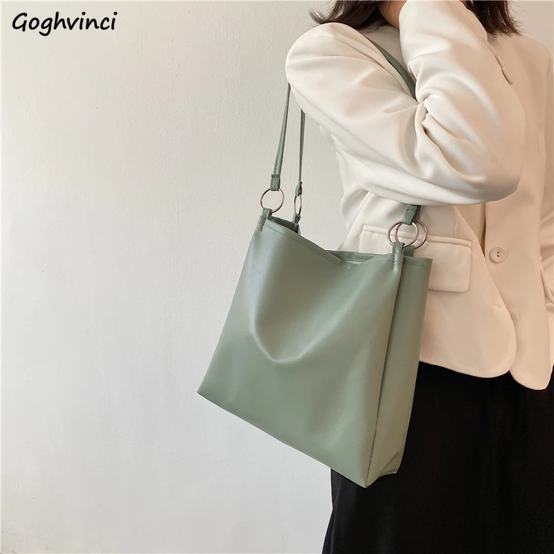 Totes Shoulder Bags Women Solid Large Capacity Trendy Holiday Travel Ladies OL Portable Storage PU Leather High Quality Vintage
Totes Shoulder Bags Women Solid Large Capacity Trendy Holiday Travel Ladies OL Portable Storage PU Leather High Quality Vintage