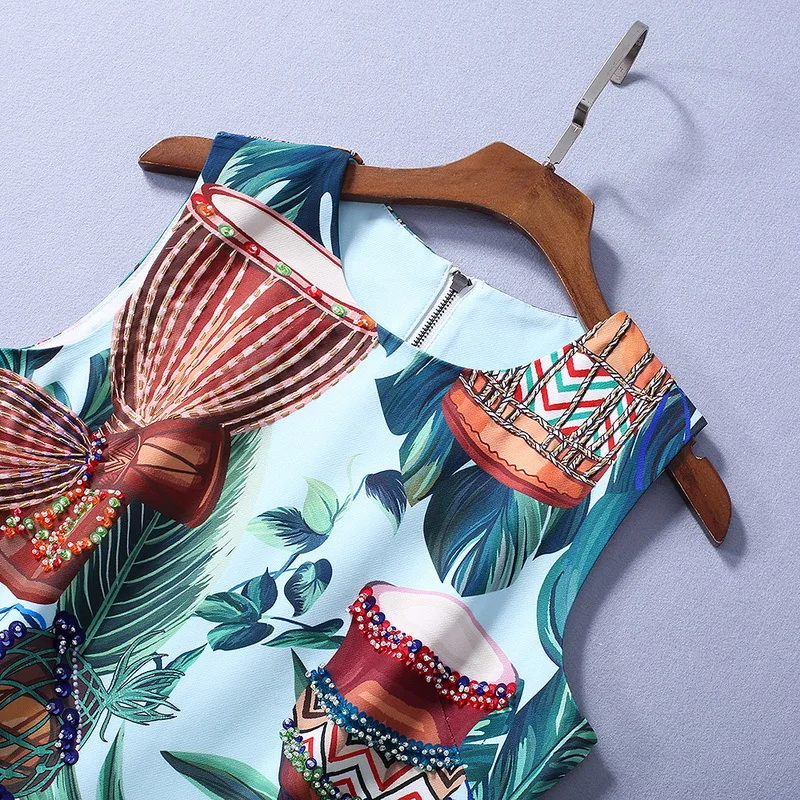 New European and American women's dresses for spring 2020 Sleeveless round collar Nail bead national drum printing dress
New European and American women's dresses for spring 2020 Sleeveless round collar Nail bead national drum printing dress