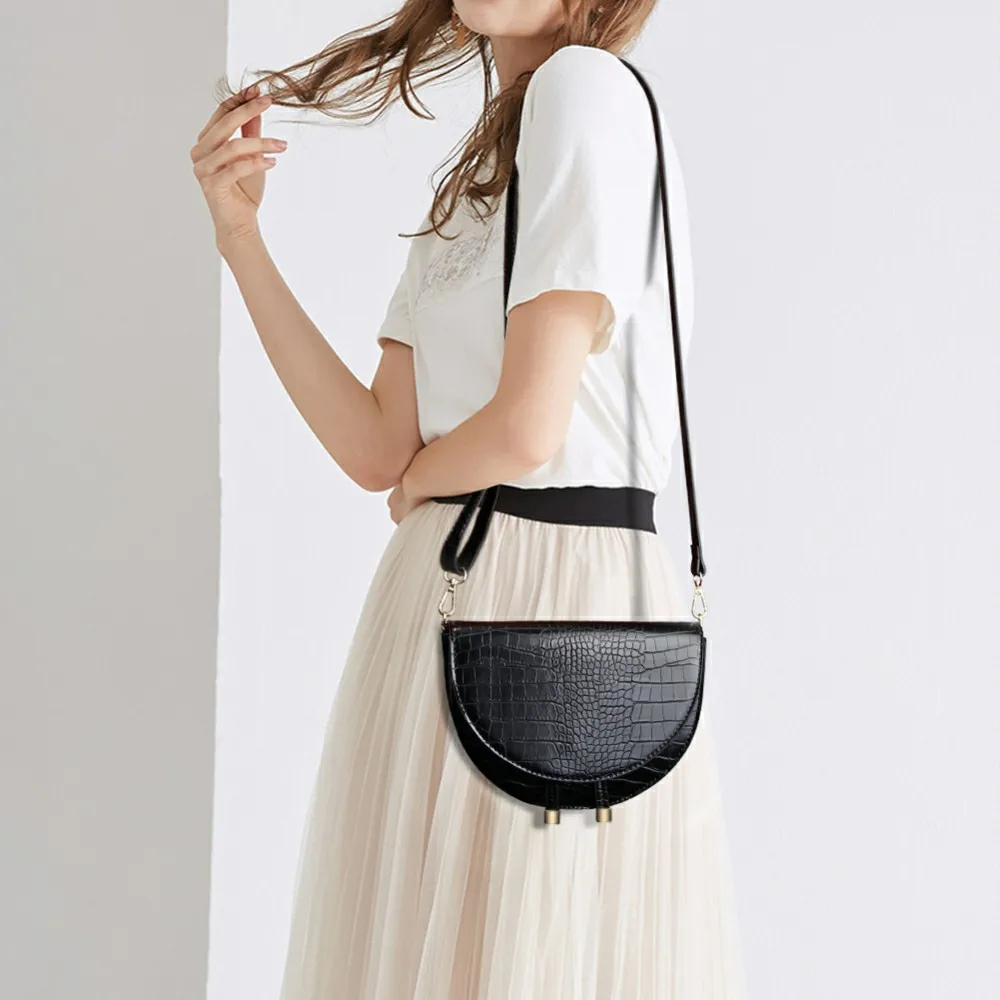 Crocodile Pattern Crossbody Bags for Women Half Round Messenger Bag Pu Leather Luxury Handbags Lady Bags Designer Shoulder Bag
Crocodile Pattern Crossbody Bags for Women Half Round Messenger Bag Pu Leather Luxury Handbags Lady Bags Designer Shoulder Bag