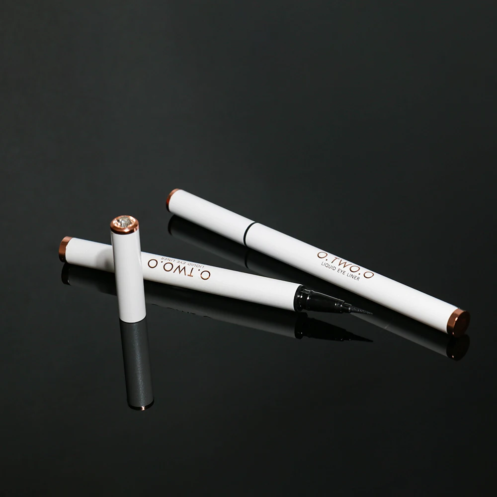 O.TWO.O Liquid Eyeliner Waterproof Long Lasting Smooth Fast Dry Easy to Control Make up Black Color Eye Liner Pencil
O.TWO.O Liquid Eyeliner Waterproof Long Lasting Smooth Fast Dry Easy to Control Make up Black Color Eye Liner Pencil
