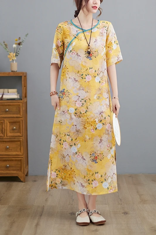 2022 chinese traditional dress long qipao modern cotton and linen cheongsam elegant large size party costume summer casual dress
2022 chinese traditional dress long qipao modern cotton and linen cheongsam elegant large size party costume summer casual dress