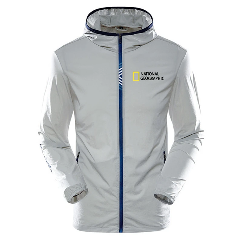 2021 Ultra-Light Men's Summer Hooded Jacket Thin Windbreaker Packable Skin Coat Sunscreen Waterproof Beach Casual Jackets
2021 Ultra-Light Men's Summer Hooded Jacket Thin Windbreaker Packable Skin Coat Sunscreen Waterproof Beach Casual Jackets