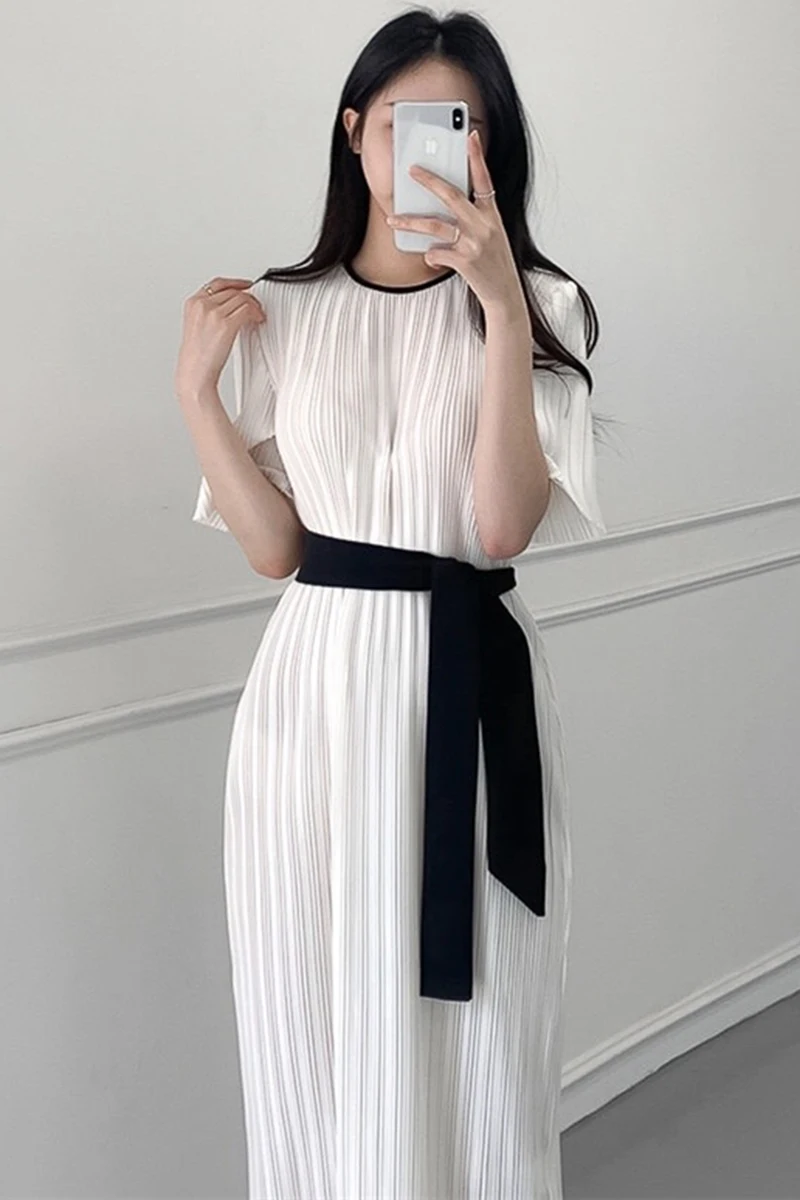 YAMDI solid dresses short sleeve summer vintage 2020 new high waist party a-line woman midi dress women elegant korean belt robe
YAMDI solid dresses short sleeve summer vintage 2020 new high waist party a-line woman midi dress women elegant korean belt robe