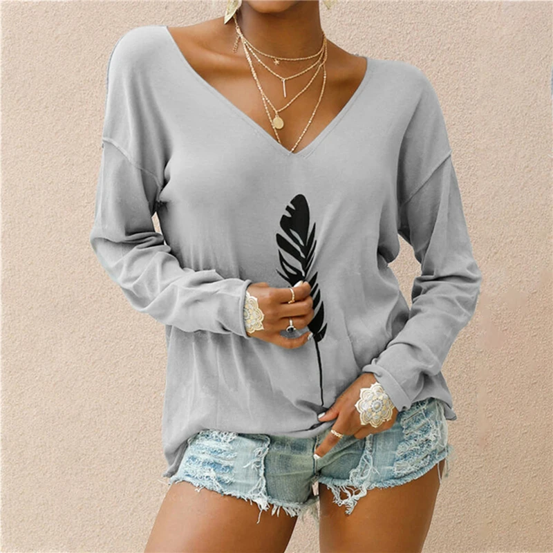 2021 Women Casual Tshirt Harajuku T-shirt Feather Print Loose V-neck Long Sleeve Elastic Stretched Autumn Home New Tee Shirt 
2021 Women Casual Tshirt Harajuku T-shirt Feather Print Loose V-neck Long Sleeve Elastic Stretched Autumn Home New Tee Shirt