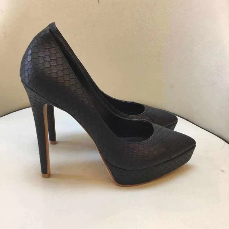 Chic women's high quality genuine leather platform high heels pumps Hot fashion women high heeled shoes EU35-42 size BY784
Chic women's high quality genuine leather platform high heels pumps Hot fashion women high heeled shoes EU35-42 size BY784