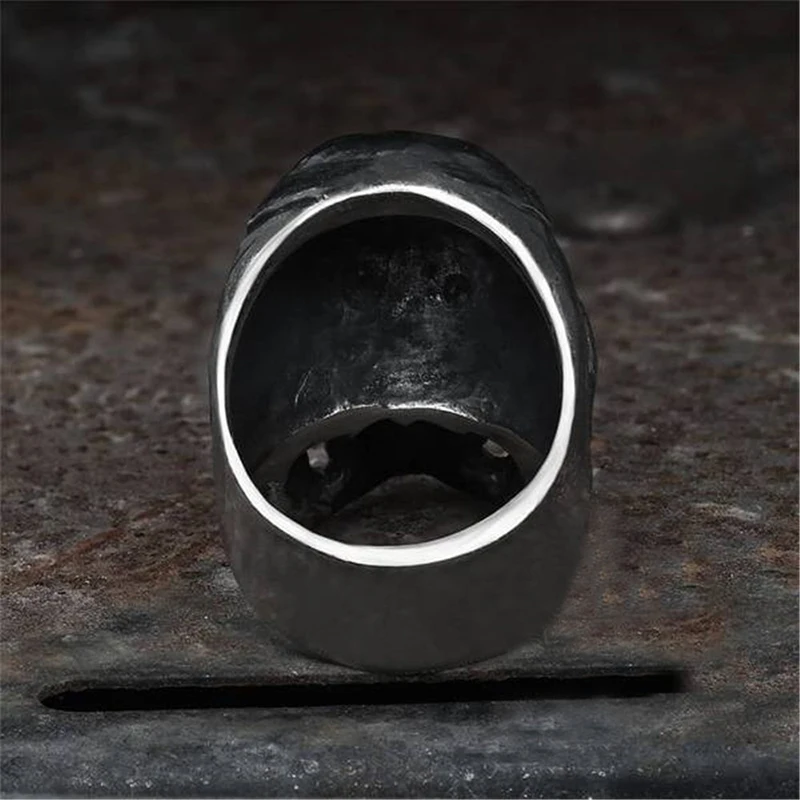 Fashion Popular Domineering Men's Ring Retro Punk Skull Ring Hip Hop Rock Party Locomotive Accessories Holiday Jewelry Gifts
Fashion Popular Domineering Men's Ring Retro Punk Skull Ring Hip Hop Rock Party Locomotive Accessories Holiday Jewelry Gifts