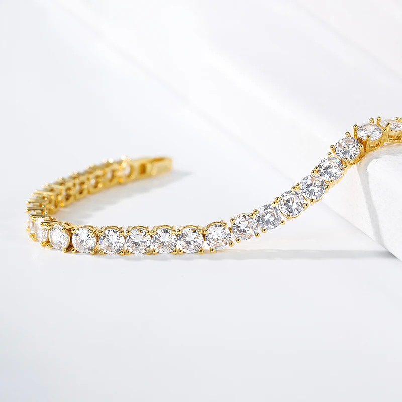 Cubic Zircon Bracelets For Women 2021 New Fashion Charm Gold Square Link Wristband Chain Braclets Gift Zircon Jewelry Bracelets
Cubic Zircon Bracelets For Women 2021 New Fashion Charm Gold Square Link Wristband Chain Braclets Gift Zircon Jewelry Bracelets