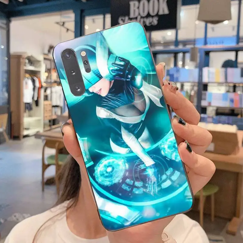 HPCHCJHM Anime Dj Sona Phone Case Cover For Samsung Note 7 8 9 10 Lite Plus Galaxy J7 J8 J6 Plus 2018 Prime
HPCHCJHM Anime Dj Sona Phone Case Cover For Samsung Note 7 8 9 10 Lite Plus Galaxy J7 J8 J6 Plus 2018 Prime