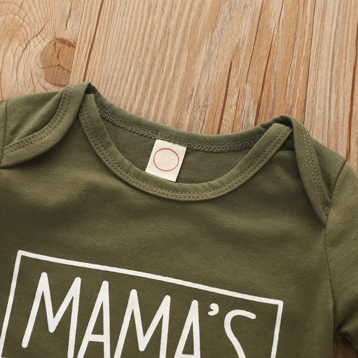 Newborn Infant Baby Boys 0-18M Clothing Sets 3 PCS Cartoon Print Baby Romper Short Sleeve Tops + Camouflage Shorts + Bib Pants
Newborn Infant Baby Boys 0-18M Clothing Sets 3 PCS Cartoon Print Baby Romper Short Sleeve Tops + Camouflage Shorts + Bib Pants