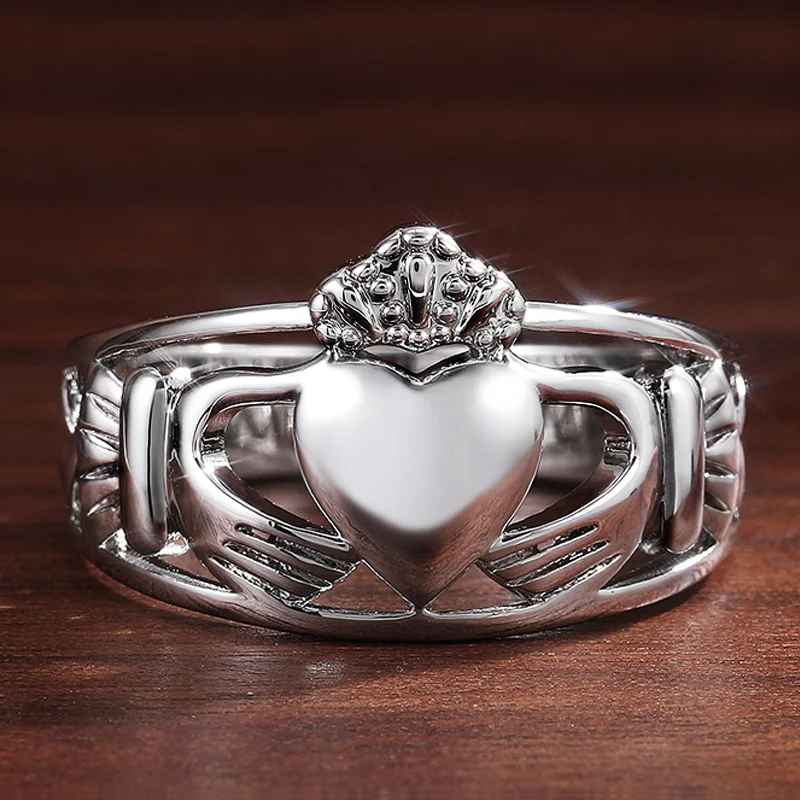 Huitan High Quality Silver Plated Holding Love Design Women Rings Metal Love Wedding Rings Anniversary Nice Gift Fashion Jewelry
Huitan High Quality Silver Plated Holding Love Design Women Rings Metal Love Wedding Rings Anniversary Nice Gift Fashion Jewelry