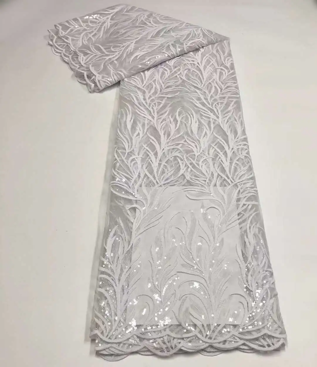 Latest Sequins Lace Fabrics Embroidered High Quality African Tulle Lace Fabric 2021 French Net Lace Fabric For Wedding RFG1-1
Latest Sequins Lace Fabrics Embroidered High Quality African Tulle Lace Fabric 2021 French Net Lace Fabric For Wedding RFG1-1