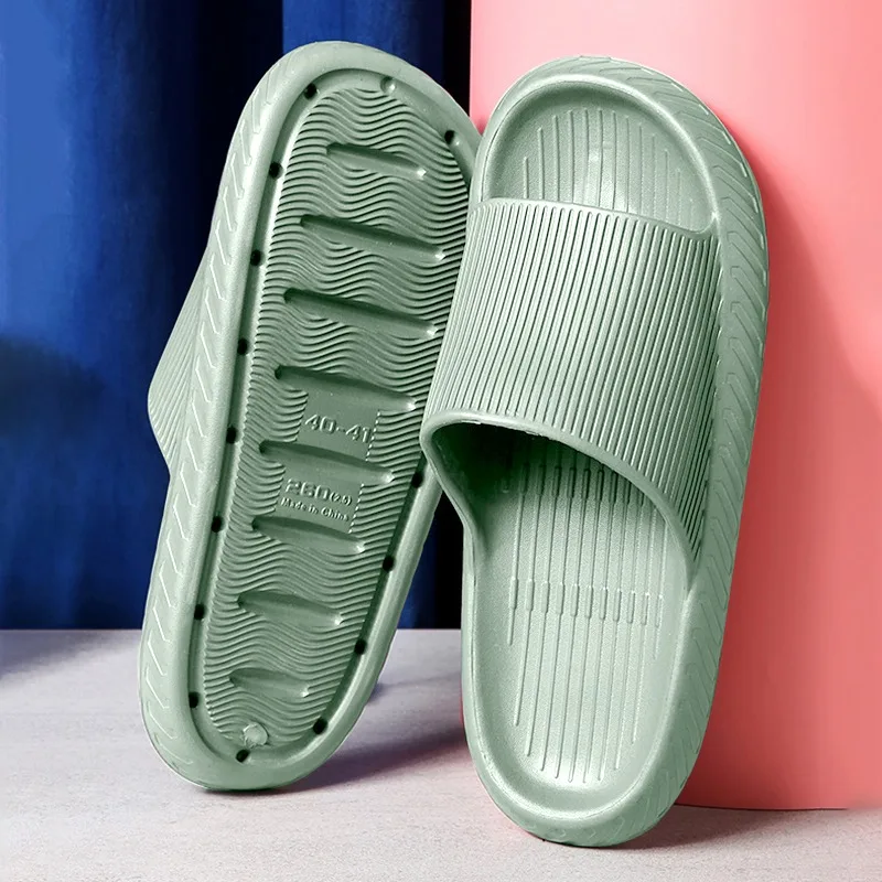Women's Slippers for Home Flat Slides Summer Shoes for Women Non-slip Flip Flops Couple Slippers Comfortable Men's Slippers
Women's Slippers for Home Flat Slides Summer Shoes for Women Non-slip Flip Flops Couple Slippers Comfortable Men's Slippers