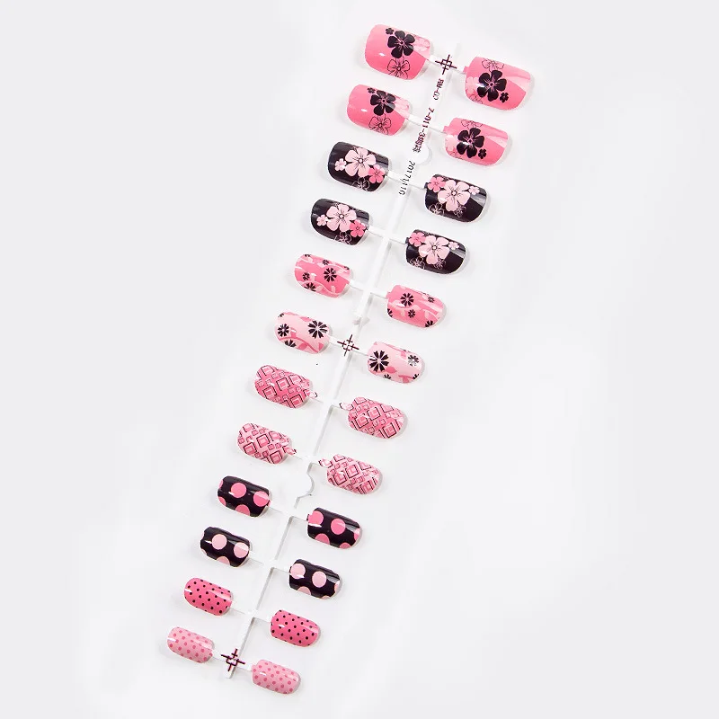 24Pcs/set Reusable False Nail Tips Wave Point Line Flower Pattern Full Cover Short Nail Tips with Jelly Gum Fake Nails Art Z005
24Pcs/set Reusable False Nail Tips Wave Point Line Flower Pattern Full Cover Short Nail Tips with Jelly Gum Fake Nails Art Z005