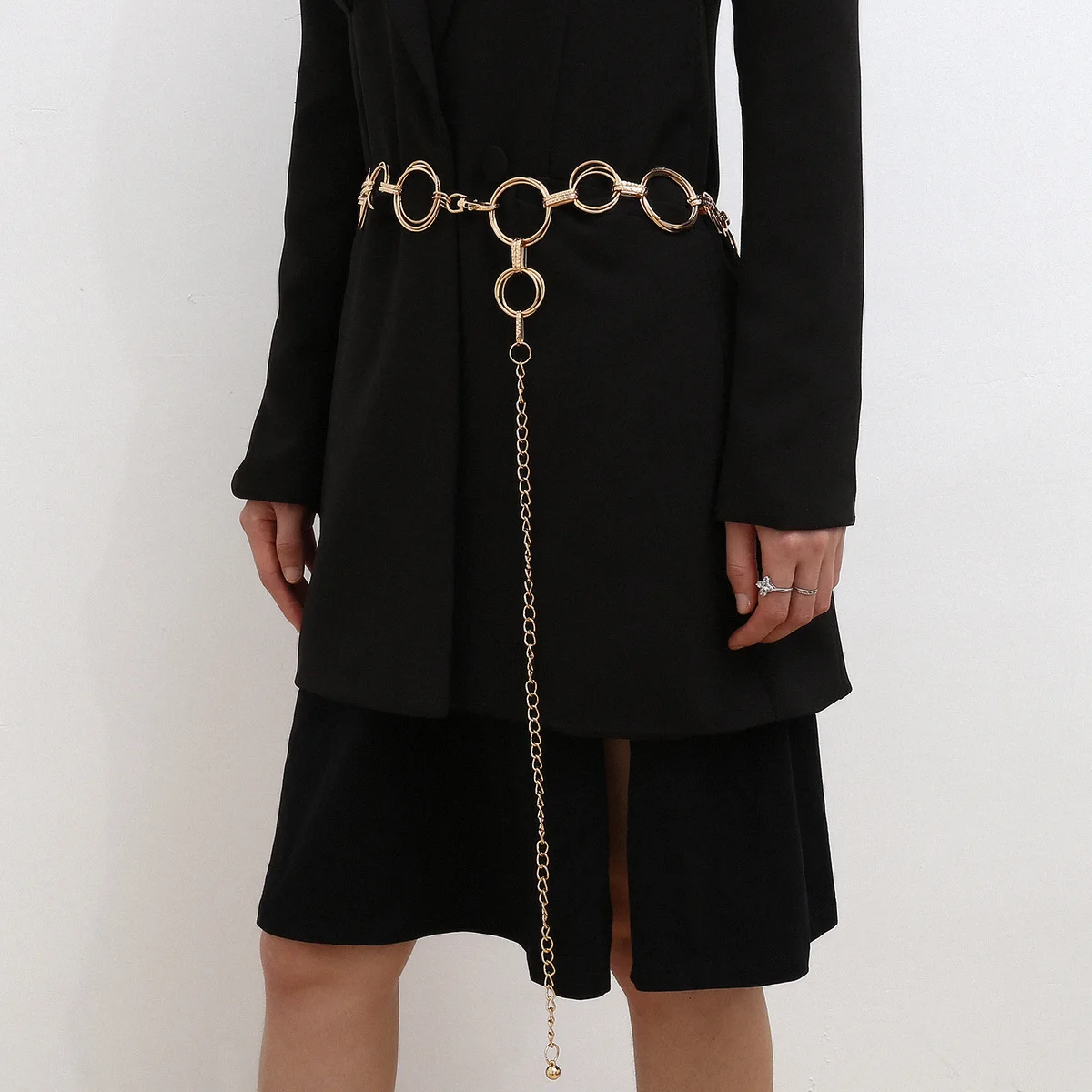 Bohemian Women Big Round Alloy Belt Elegan Ladies Waist Chain Dress Decoration Belts Fashion Female Slim Strap Silver Gold Belt
Bohemian Women Big Round Alloy Belt Elegan Ladies Waist Chain Dress Decoration Belts Fashion Female Slim Strap Silver Gold Belt