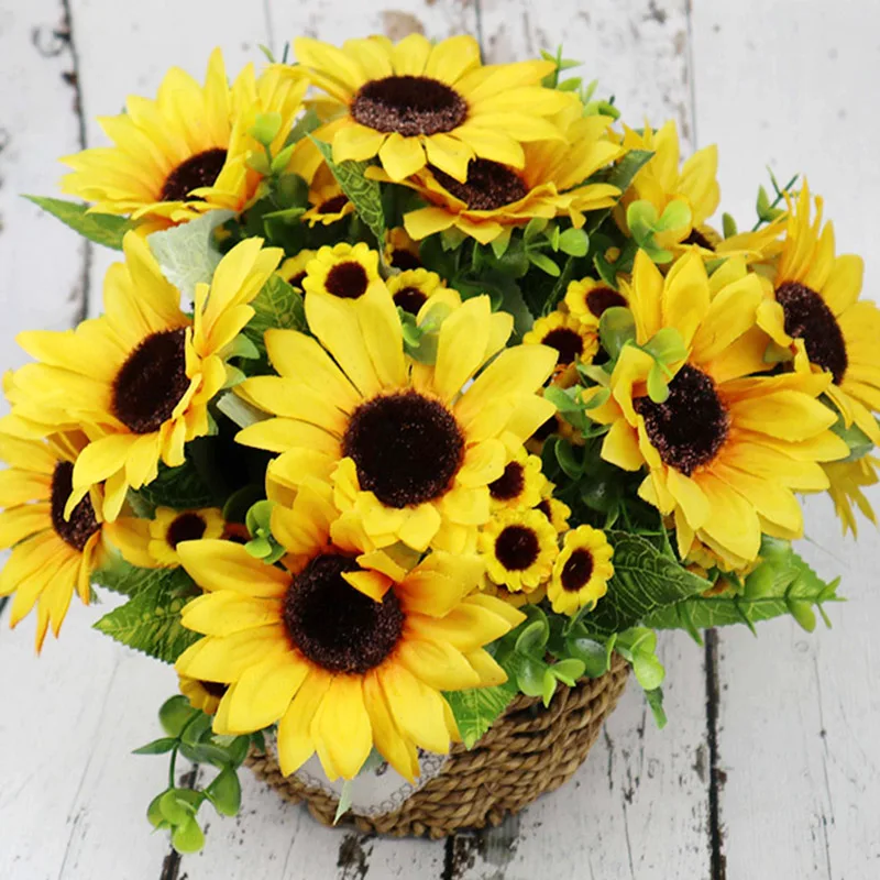 1Bunch Artificial Silk Flower Sunflower Bouquet Daisy DIY Home Garden Wedding Party Decoration Fake Flower
1Bunch Artificial Silk Flower Sunflower Bouquet Daisy DIY Home Garden Wedding Party Decoration Fake Flower