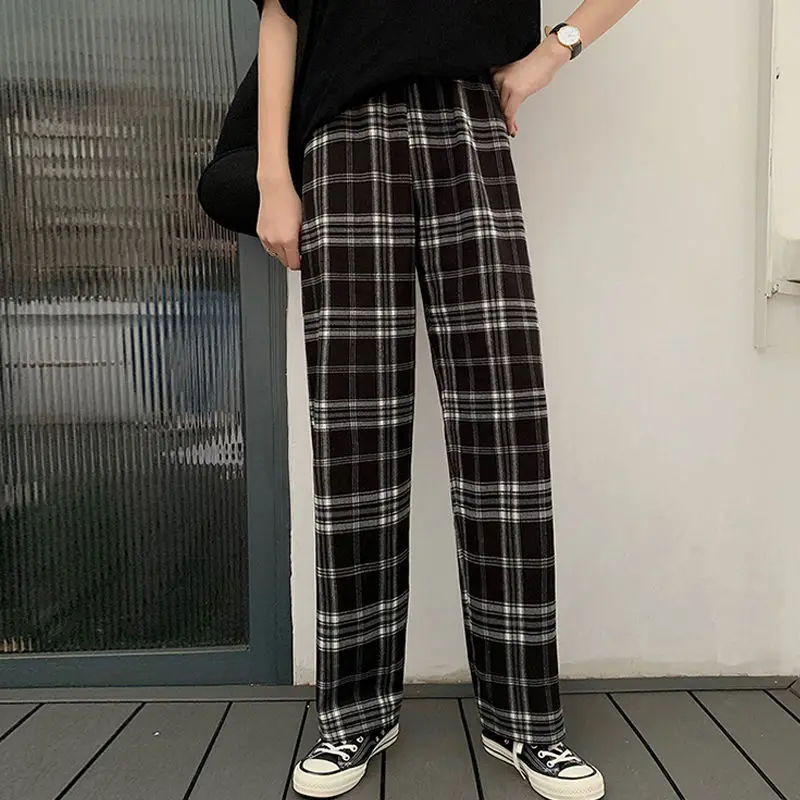 HOUZHOU Plaid Pants Women Loose Sweatpants Women Straight Korean Style Fashion Plaid Trousers Women High Waist Checkered Pants
HOUZHOU Plaid Pants Women Loose Sweatpants Women Straight Korean Style Fashion Plaid Trousers Women High Waist Checkered Pants