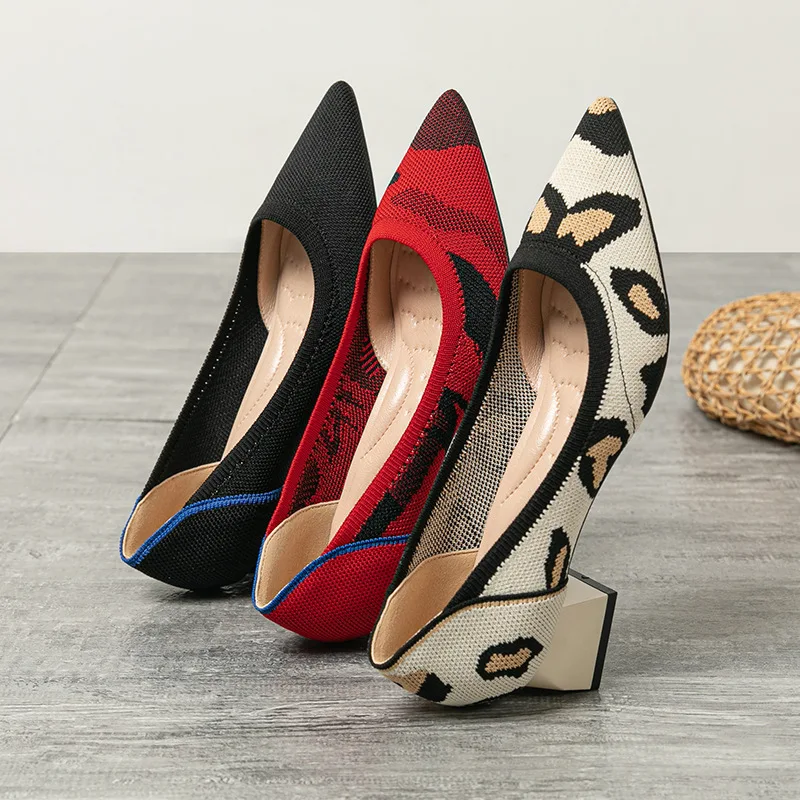 Korean Shoes for Woman 2021 Fashion High Heel Women Shoes Pumps Stretch Fabric Pointed Toe Square Heel High Quality Ladies Shoes
Korean Shoes for Woman 2021 Fashion High Heel Women Shoes Pumps Stretch Fabric Pointed Toe Square Heel High Quality Ladies Shoes