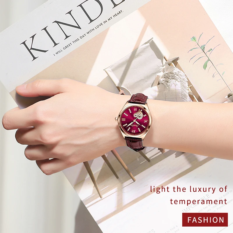 2021 New SUNKTA Fashion Women Watches Ladies Luxury Leather Strap Quartz Waterproof Sport Wrist Watch Woman Gold Gift Clock+Box
2021 New SUNKTA Fashion Women Watches Ladies Luxury Leather Strap Quartz Waterproof Sport Wrist Watch Woman Gold Gift Clock+Box
