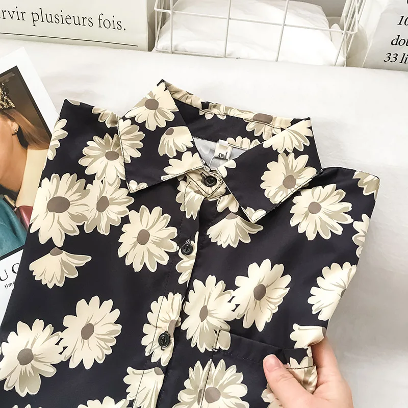 Kimutomo Long Sleeve Floral Printing Blouse Women French Style Retro New Fashion Ladies Single Breasted Turn-down Collar Shirt
Kimutomo Long Sleeve Floral Printing Blouse Women French Style Retro New Fashion Ladies Single Breasted Turn-down Collar Shirt