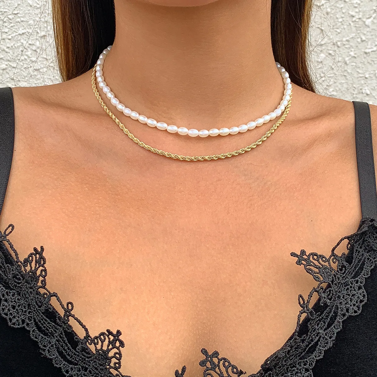2 Pieces Of Simple Rice-shaped Imitation Pearl Set Necklace Female Fine Twist Chain Geometric Necklace Trend Clavicle Chain
2 Pieces Of Simple Rice-shaped Imitation Pearl Set Necklace Female Fine Twist Chain Geometric Necklace Trend Clavicle Chain