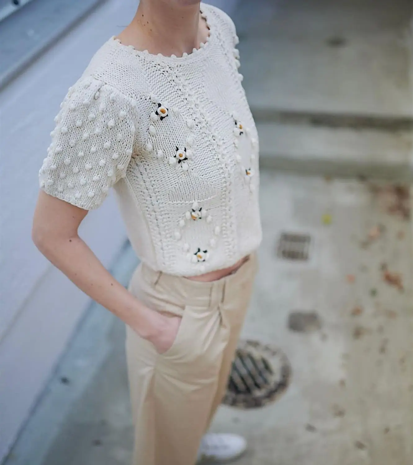 Women Knitted Pullover Tops 2020 New Spring Summer Crochet Embroideried O-neck Female Knitwear Sweet Short Sweater
Women Knitted Pullover Tops 2020 New Spring Summer Crochet Embroideried O-neck Female Knitwear Sweet Short Sweater