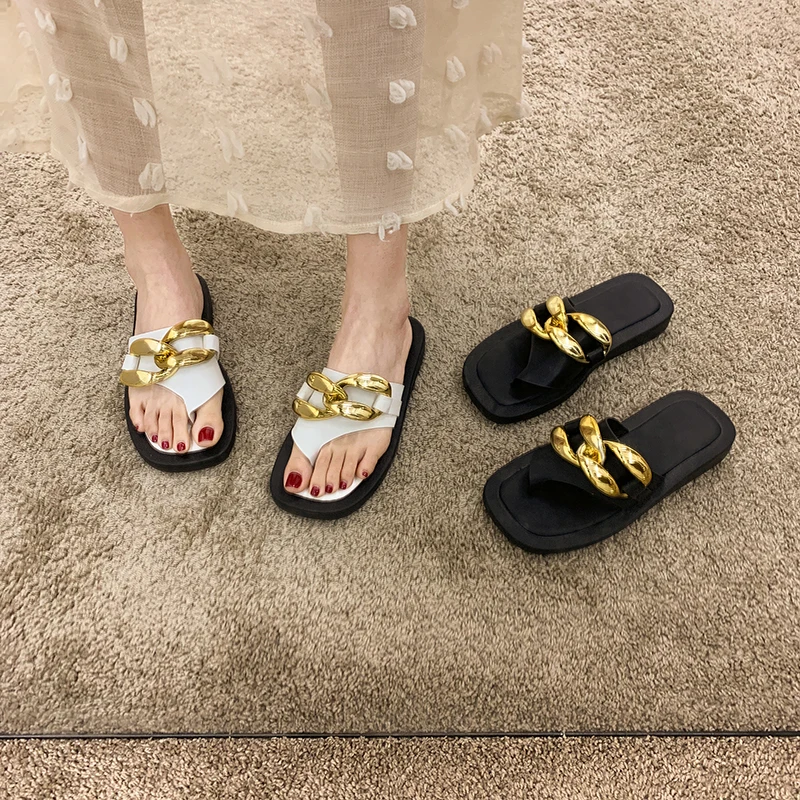YUKE Ladies Wedge Heels Slippers Metal Chain Decorate Fashion Casual All Match Shallow Flip Flop Summer Flats
YUKE Ladies Wedge Heels Slippers Metal Chain Decorate Fashion Casual All Match Shallow Flip Flop Summer Flats