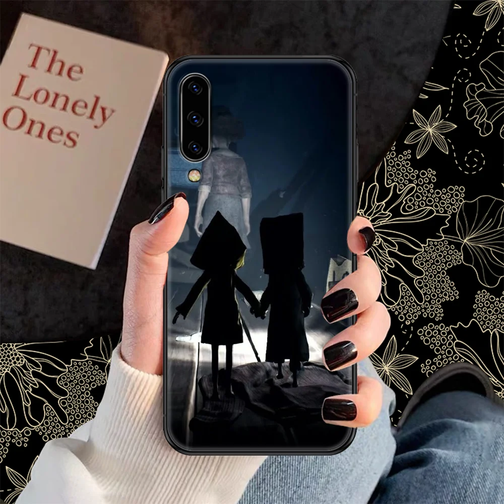 Little Nightmares 2 Game Phone case For Samsung Galaxy A 3 5 7 8 10 20 21 30 40 50 51 70 71 E S 2016 2018 4G black trend coque
Little Nightmares 2 Game Phone case For Samsung Galaxy A 3 5 7 8 10 20 21 30 40 50 51 70 71 E S 2016 2018 4G black trend coque