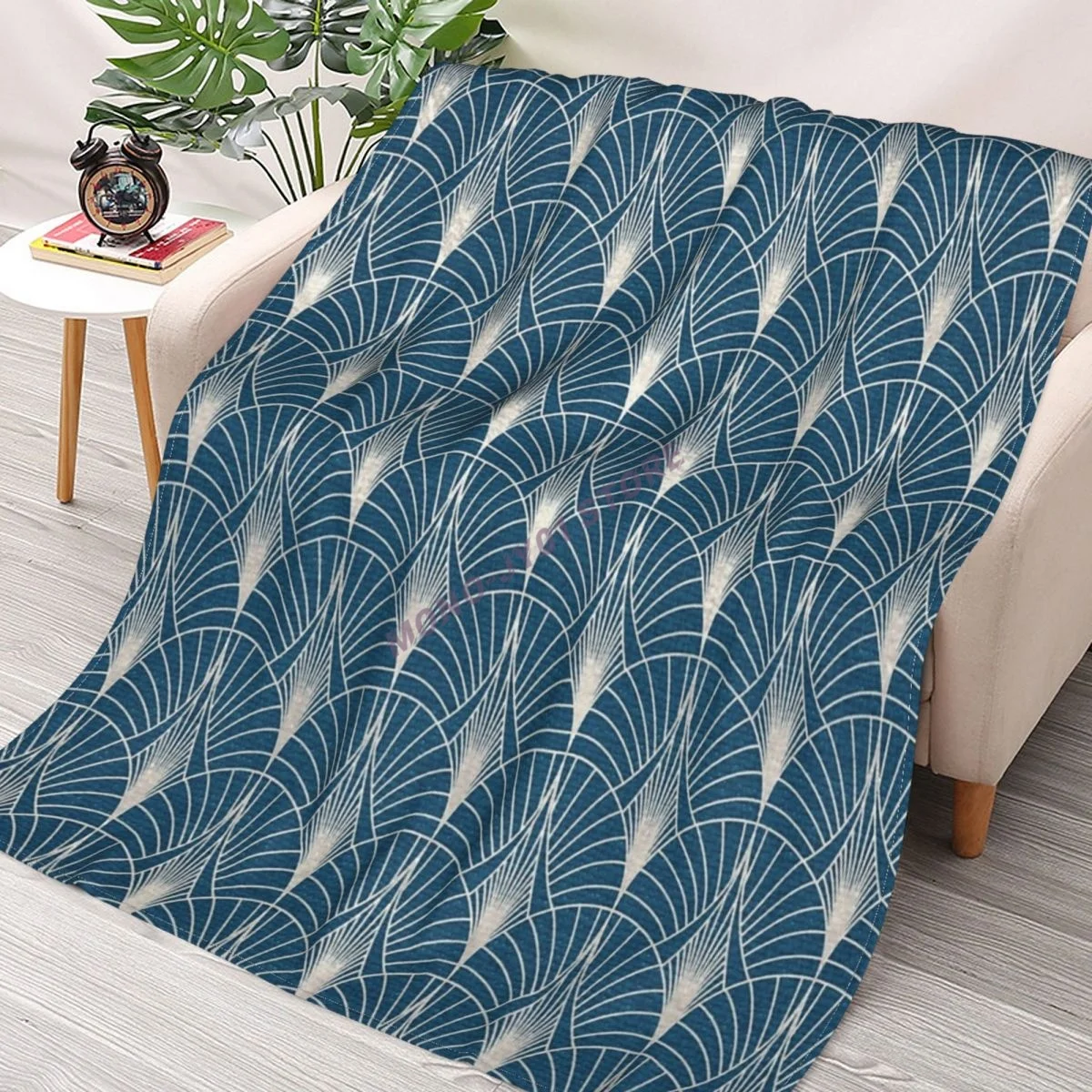 

(Faux) Turquoise And (Faux) Silver Art Deco Pattern Throw Blanket Sherpa Blanket cover Bedding soft Blankets