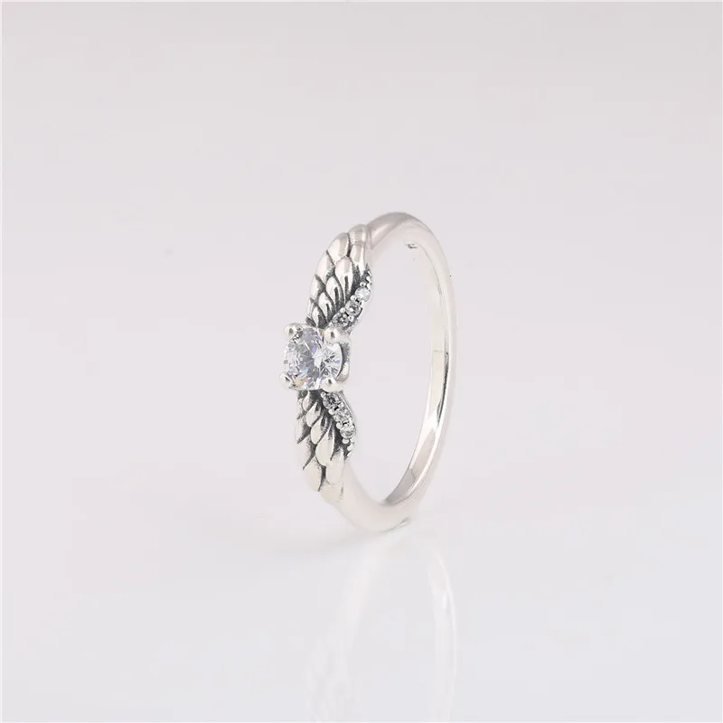 High Quality 925 Sterling Silver Pan Ring Cz White Zircon Bright Angel Wings Ring Birthday Gift
High Quality 925 Sterling Silver Pan Ring Cz White Zircon Bright Angel Wings Ring Birthday Gift