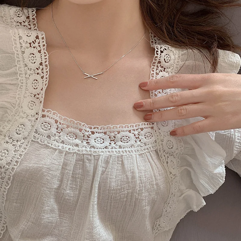 Trendy 925 Sterling Silver Zircon Geometric Strip Pendant Necklaces For Women Gift Simple cross necklace Fine Jewelry
Trendy 925 Sterling Silver Zircon Geometric Strip Pendant Necklaces For Women Gift Simple cross necklace Fine Jewelry