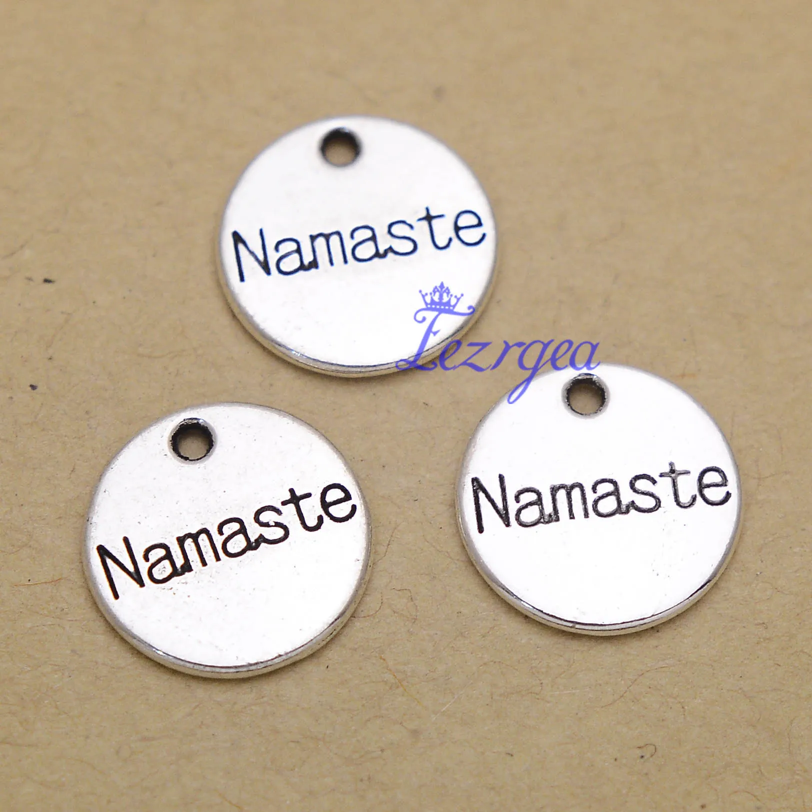 30 шт./лот-14 мм, старинные посеребренные именные шармы, товары для рукоделия, ювелирные аксессуары 
30 шт./лот-14 мм, старинные посеребренные именные шармы, товары для рукоделия, ювелирные аксессуары