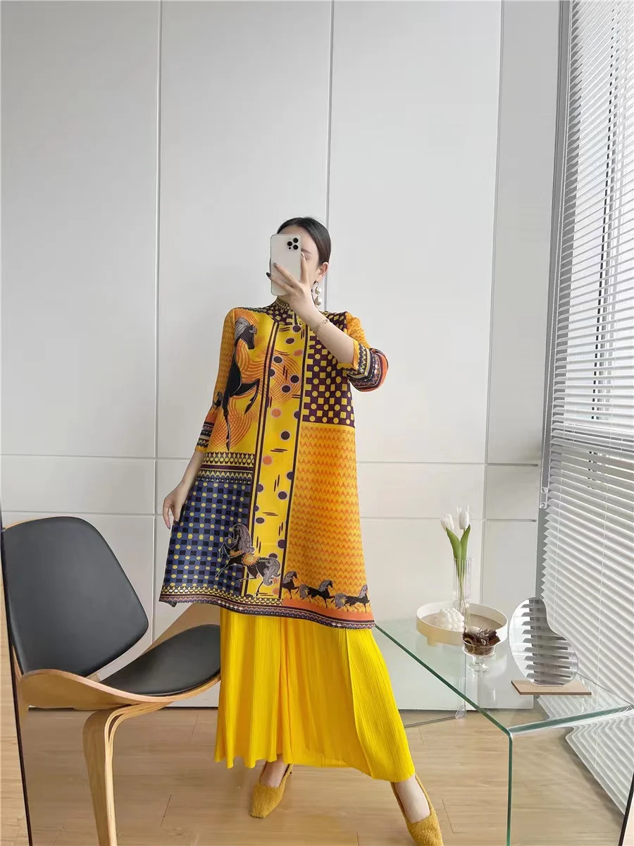 Miyake Pleated High Collar Printed Long Sleeves 2023 Spring New Women'S Knee-Length Loose Temperament Midlength Dress
Miyake Pleated High Collar Printed Long Sleeves 2023 Spring New Women'S Knee-Length Loose Temperament Midlength Dress