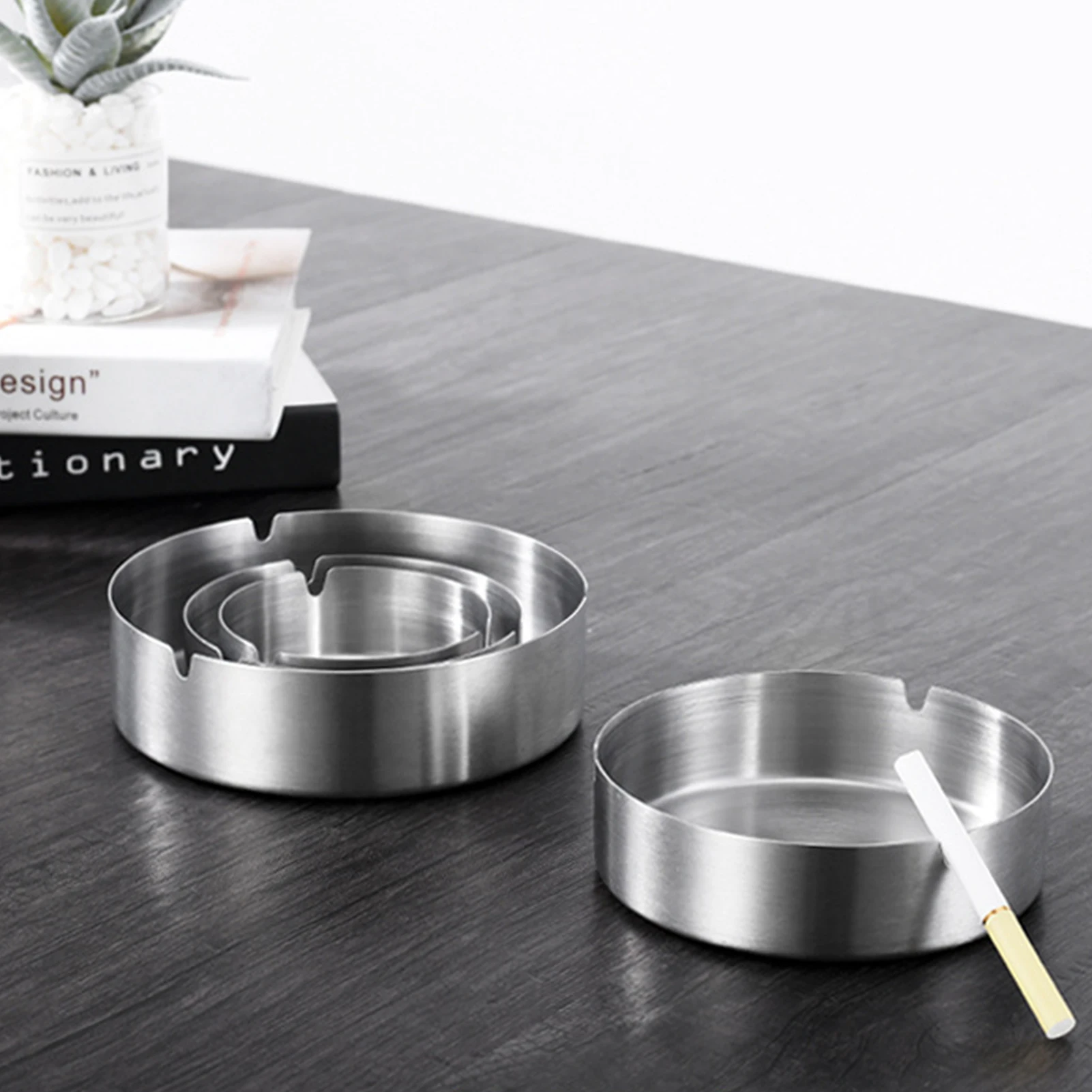 Stainless Steel Ash Holder Anti-scalding Portable Ashtray Round Cigar Ash Tray Easy Cleaning Cigarette Accessories
Stainless Steel Ash Holder Anti-scalding Portable Ashtray Round Cigar Ash Tray Easy Cleaning Cigarette Accessories