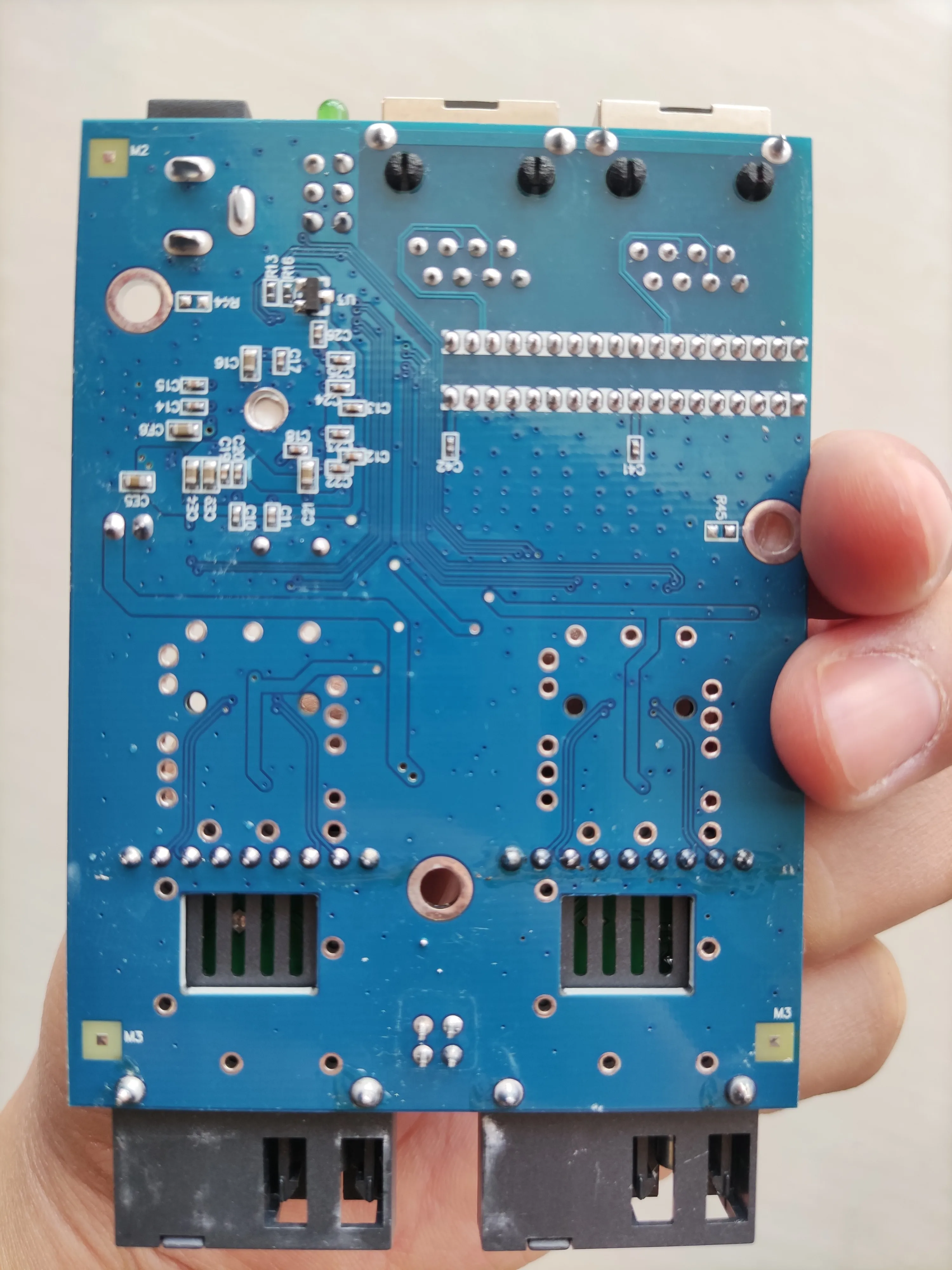 5pcs POE 2G2 RJ45 3km Gigabit Ethernet Switch Fiber port SC connector PCBA Board Fibra optical Converter plate 2*3000M
5pcs POE 2G2 RJ45 3km Gigabit Ethernet Switch Fiber port SC connector PCBA Board Fibra optical Converter plate 2*3000M