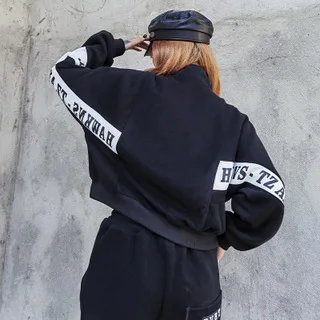Korea style letters print women sweatshirt black cotton liner zipper loose pullover sweatshirts spring casual sport tops
Korea style letters print women sweatshirt black cotton liner zipper loose pullover sweatshirts spring casual sport tops