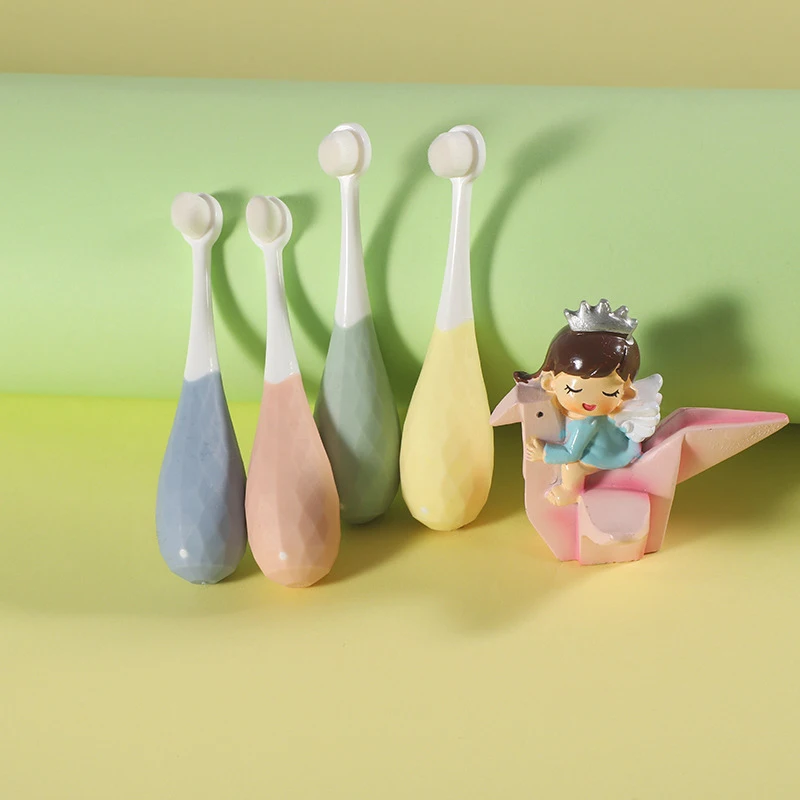 0-3 Years Kids Soft Toothbrush Designed For Children's Oral High Quality Japanese Tooth Brush Doctor's Recommendation
0-3 Years Kids Soft Toothbrush Designed For Children's Oral High Quality Japanese Tooth Brush Doctor's Recommendation