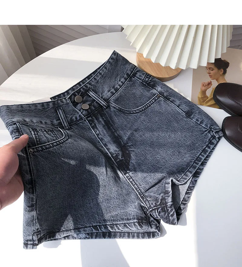 Two-button high-waist split jeans women's spring Korean version of all-match loose and thin smoky gray A-line wide-leg shorts
Two-button high-waist split jeans women's spring Korean version of all-match loose and thin smoky gray A-line wide-leg shorts