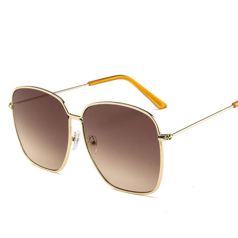 OLOEY Brand Metal Women Sunglasses Largre Square Hollow Out Retro Ocean Lens Sunglasses for Men and Women Oversized UV400oculos
OLOEY Brand Metal Women Sunglasses Largre Square Hollow Out Retro Ocean Lens Sunglasses for Men and Women Oversized UV400oculos