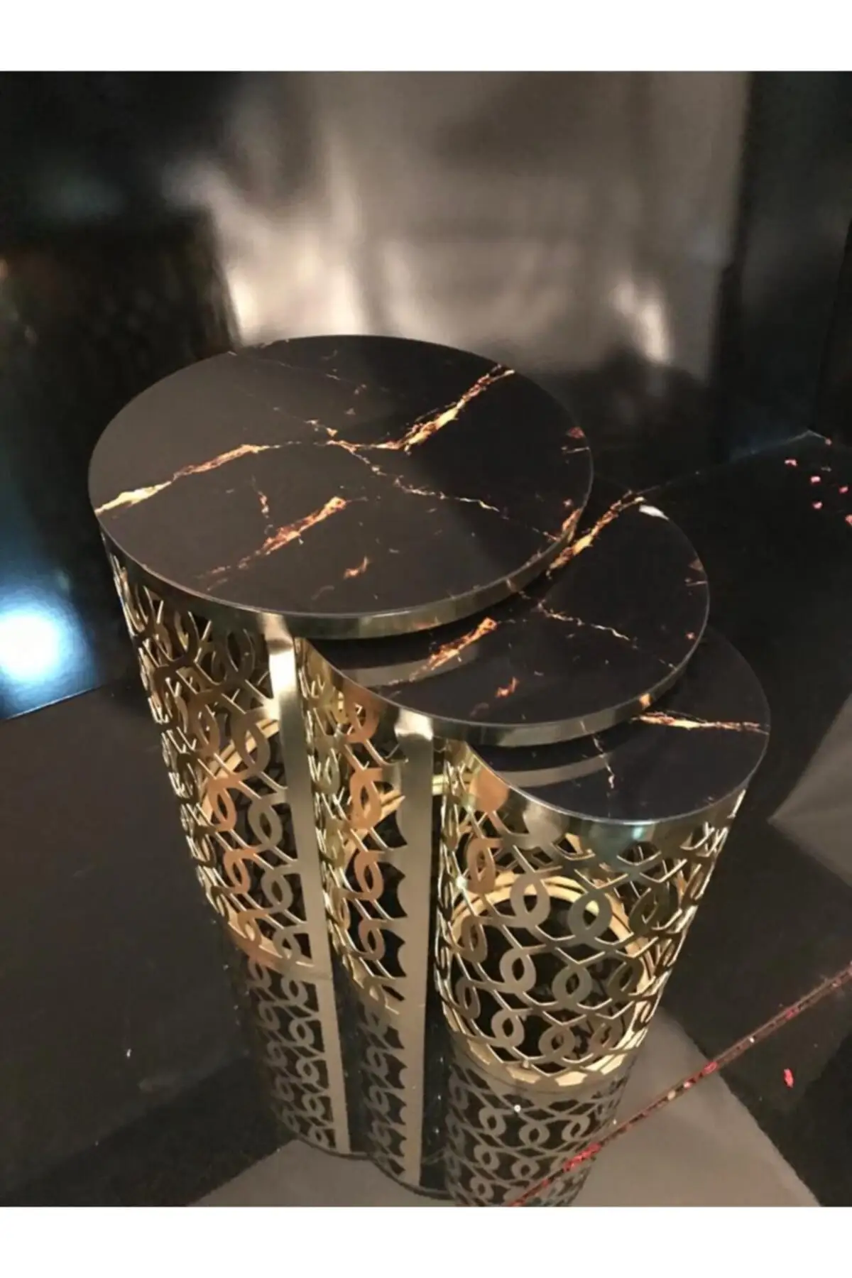 Стол с рисунком плюща, лазерная резка, мрамор, золото, Zigon, нижний стол, Вспомогательный элемент, металлический столик, журнальный столик
Стол с рисунком плюща, лазерная резка, мрамор, золото, Zigon, нижний стол, Вспомогательный элемент, металлический столик, журнальный столик