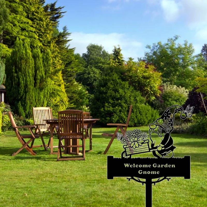 Christmas Santa Gnome Garden Stake Metal Art Silhouette Sign Outdoor Decorations for Garden Patio Yard Lawn Walkway 
Christmas Santa Gnome Garden Stake Metal Art Silhouette Sign Outdoor Decorations for Garden Patio Yard Lawn Walkway