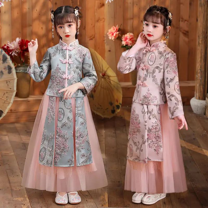 Hanfu Costume Girls Dress Festive New Year Clothes Suit Thickened Children's Tang Dress Winter Chinese Style Cheongsam
Hanfu Costume Girls Dress Festive New Year Clothes Suit Thickened Children's Tang Dress Winter Chinese Style Cheongsam