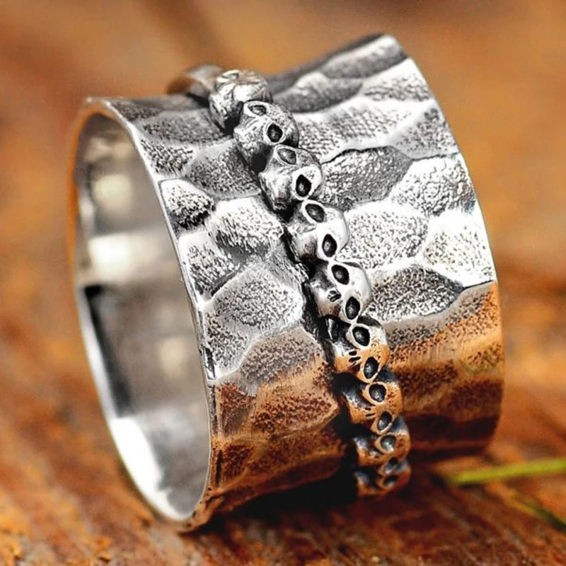 Vintage Punk Style Skull Ring Wide Full Skeleton Ring For Women Men Gothic Cocktail Party Bohemian Jewelry Finger Ring B4M790
Vintage Punk Style Skull Ring Wide Full Skeleton Ring For Women Men Gothic Cocktail Party Bohemian Jewelry Finger Ring B4M790
